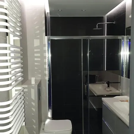 Apartament Skarbowa 1& Parking Leszno  Exterior foto